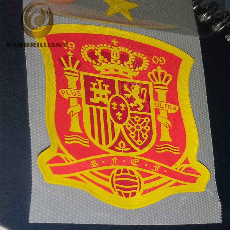 New Design Custom Discolourable Logo Heat Transfers Printing Press Clothing Label for T-shirt