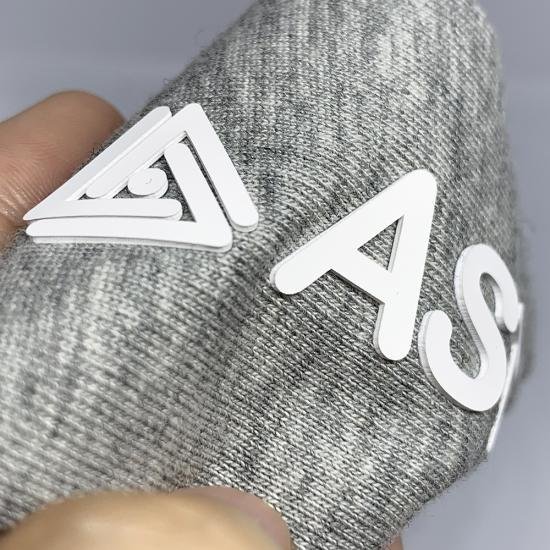 Hot Sale Custom Rubber 3D Iron on Silicone Logo Heat Transfer Printing Silicone Sticker Label Silicone Heat transfer for Cloth