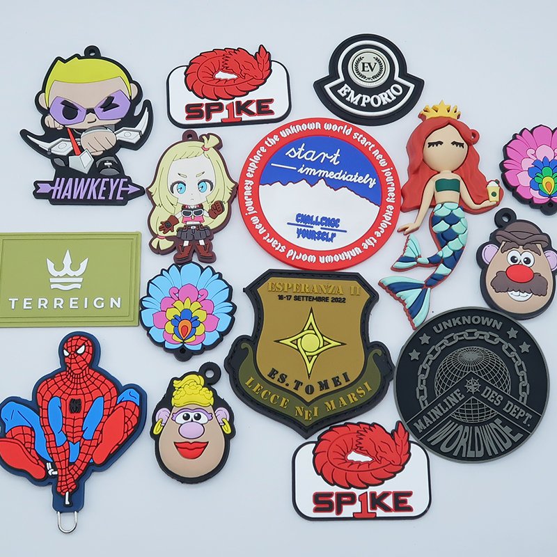 factory custom rubber pvc tpu silicone clothing heat transfer labels for clothes