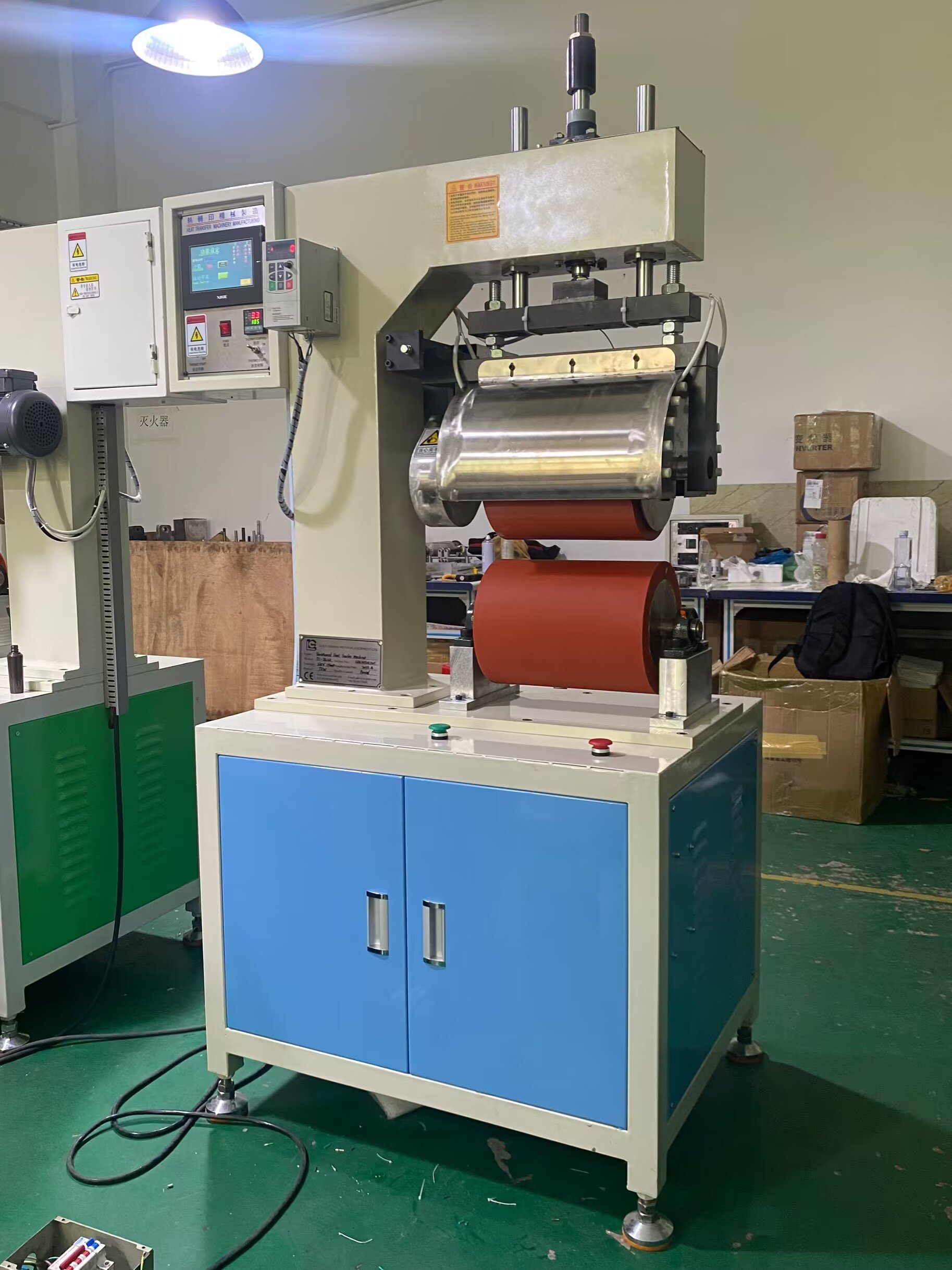 LC Brand Roller Semi-Automatic Sublimation Heat Press Transfer Printing Machine For Skateboard