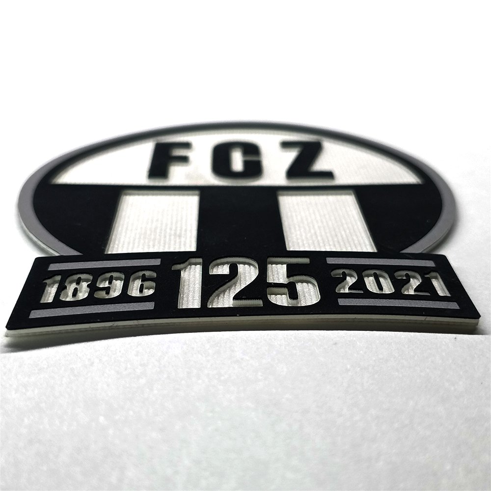 Factory Custom Silk Screen Printing Rubber Brand Logo Sticker 3d Raised Effect Soft Silicone Heat Transfer Labels for Clothing