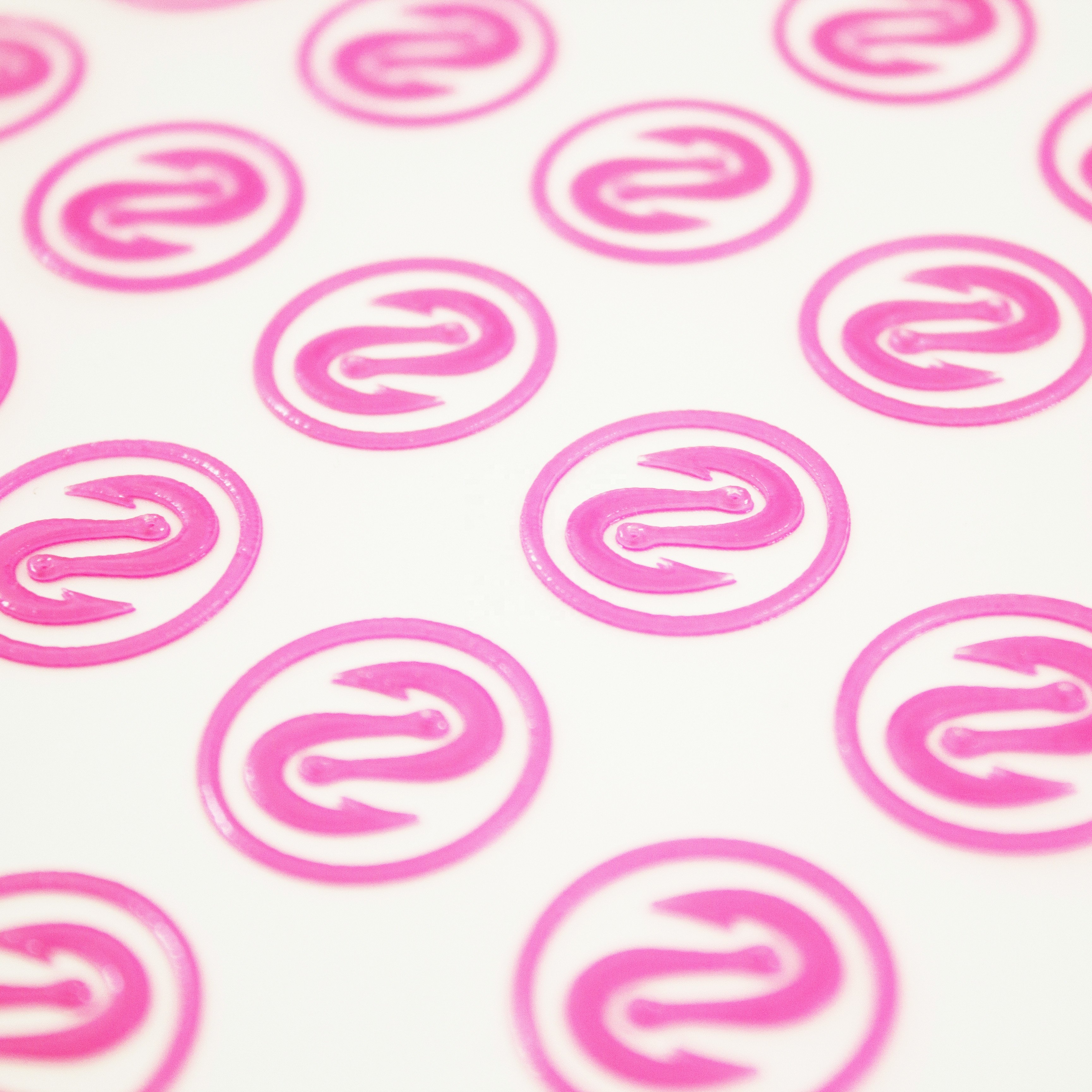 DOY Label High Quality Heat Transfer Tag Factory Custom Iron on Logo Thick Plate Heat Transfer for Garments