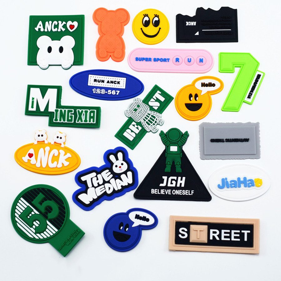 Promotional soft pvc tags heat transfer custom 3D embossed logo brand rubber silicon label for clothing