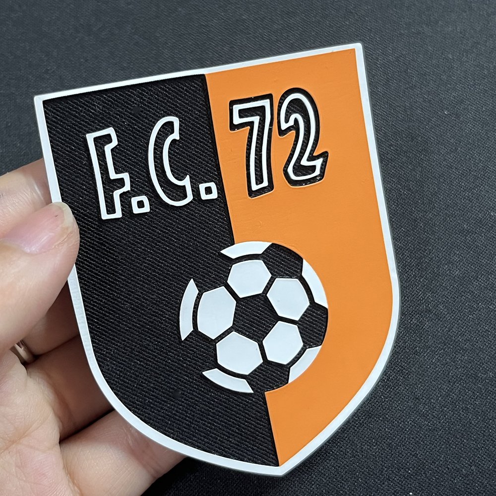 High Quality China Factory Maker Custom Printing 3D Embossed Silicone Logo Heat Transfer Label for Clothing Accessories