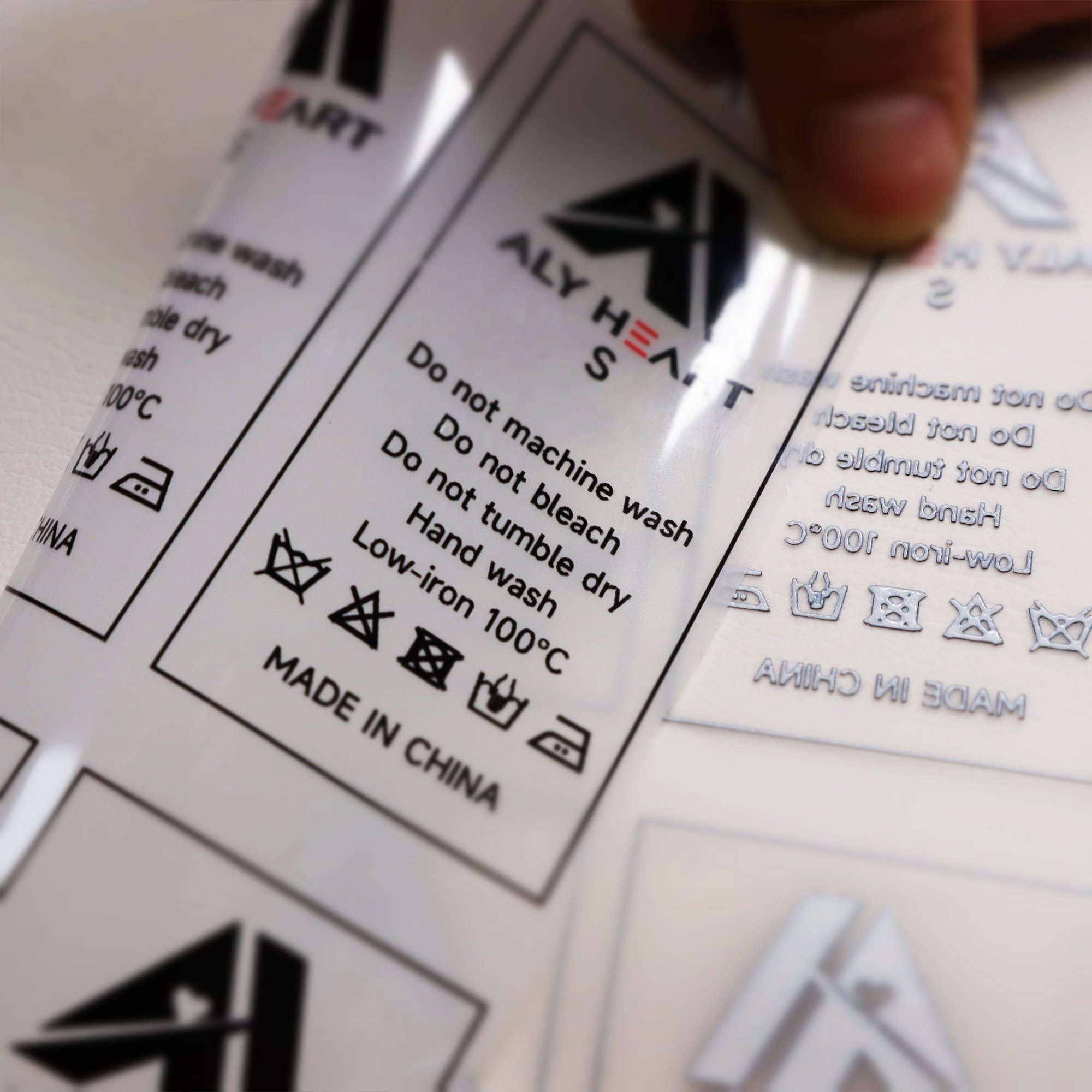 Custom Your Logo Heat Transfer Garment Washing Label Iron On Heat Transfer Print Size Label For T-shirt
