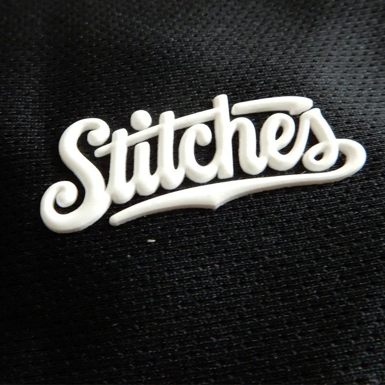 Custom high density Logo Rubber silicone heat transfer label iron on transfer print on t-shirt Rubber Silicone Label