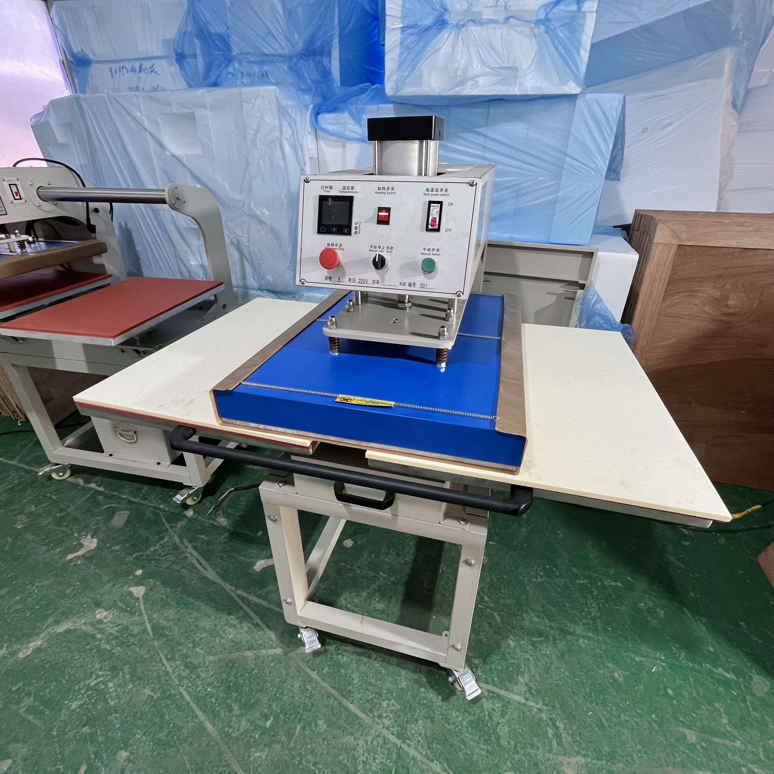 Heat Transfer Printing Machine High Pressure Clothes T-Shirt Logo Printing Machine Manual Heat Stamping Machine