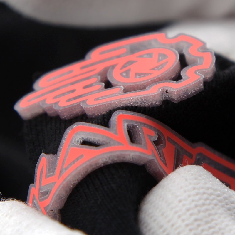 Custom Clothing Iron On Tag Hot Press Patches Vinyl 3D Raised Logo T-shirt Silicone Heat Transfer Label Sticker For Garment