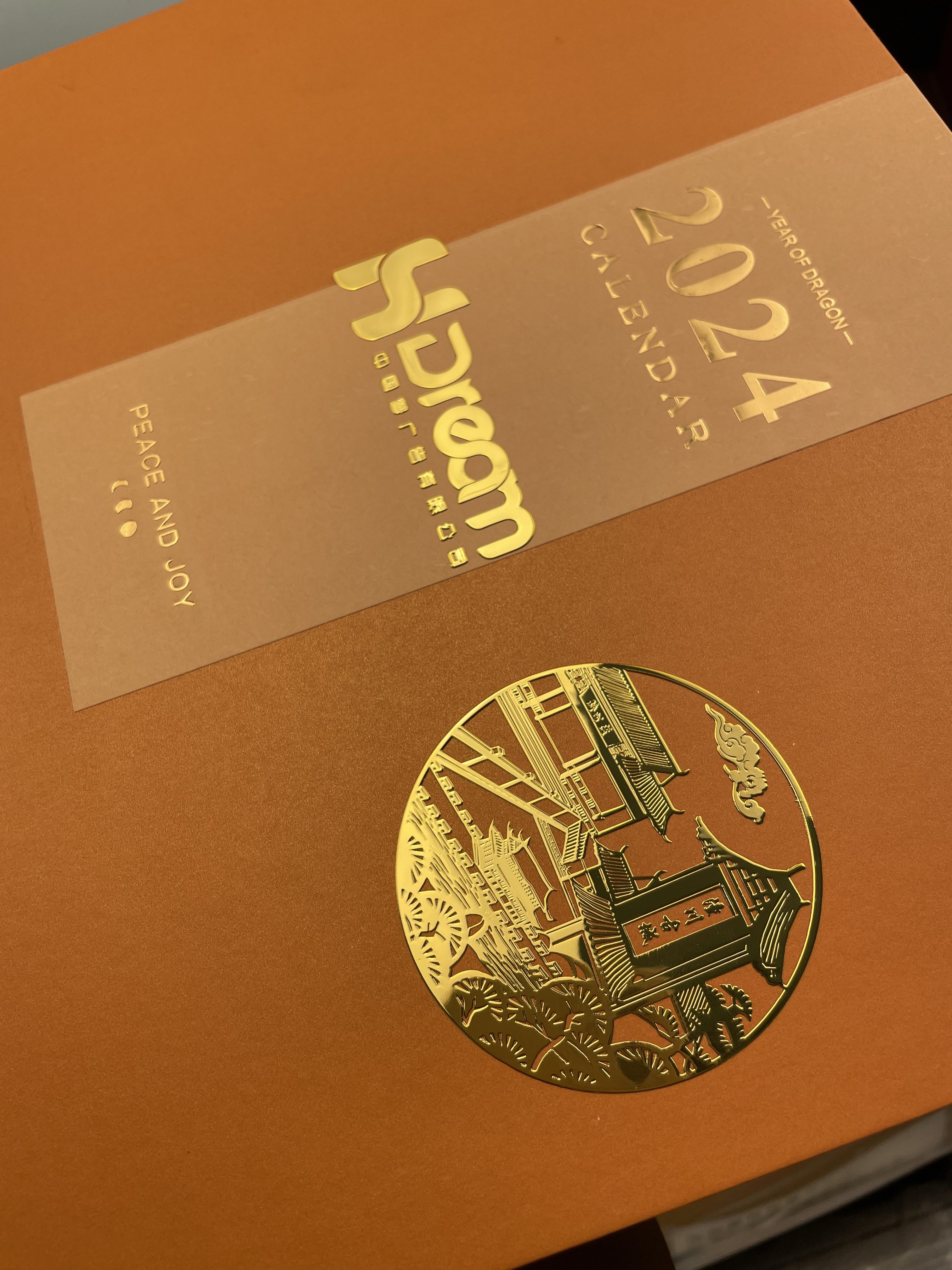 Customized Logo 3D Metal Label Washable Transfer Printing Sticker with Tear Film for Gift Box and Metal Label Packaging
