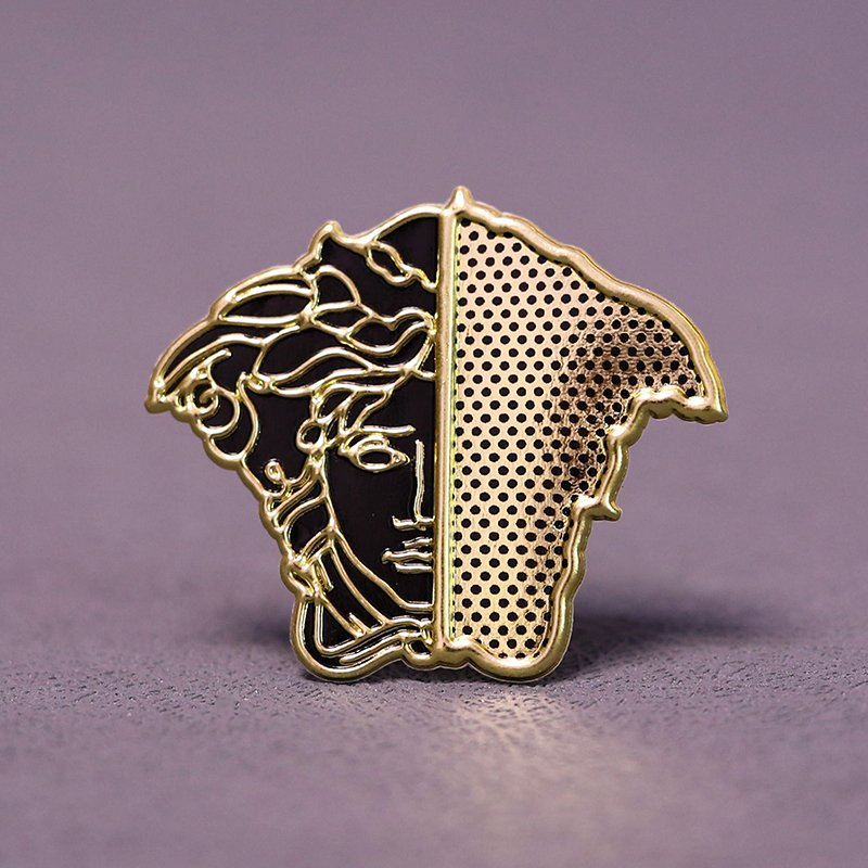 Personality Custom 3D LOGO Patterns Labels Maker Printing Golden Plating Letters Logo Heat Transfer TPU Patches for Clothing
