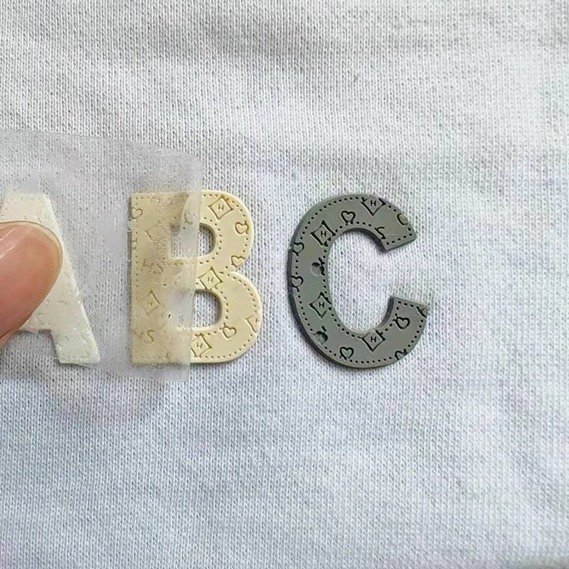 TPU Embossed Heat Transfer Printing Label Pp Bag Washable for Clothing Factory Customized 3D Environmentally Friendly Silicone
