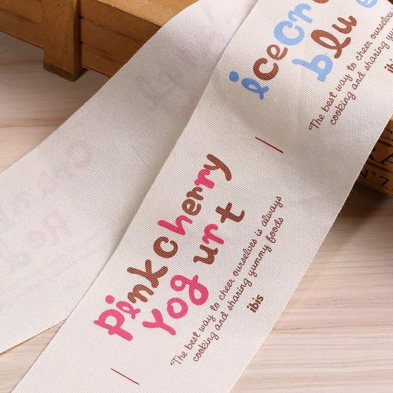 Hang Tag and Label Screen Printed Brand Clothing Printing Garment Labels Soft Patches Embossed 3d Logo Tpu Labels Shoes Hot Cut