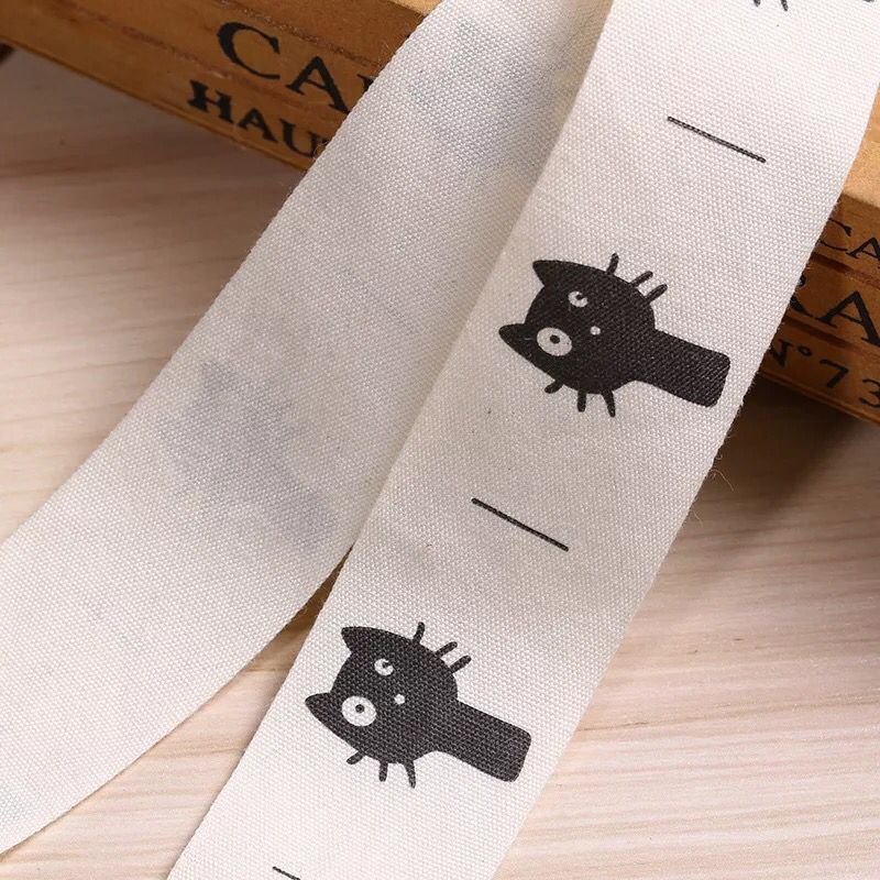 Hang Tag and Label Screen Printed Brand Clothing Printing Garment Labels Soft Patches Embossed 3d Logo Tpu Labels Shoes Hot Cut