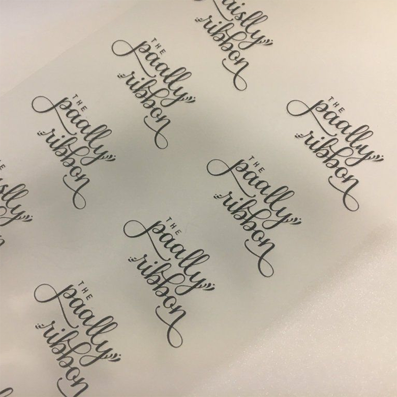 Wholesale fashionable custom 3d waterproof heat transfer silicone logo labels iron on neck size labels for clothing