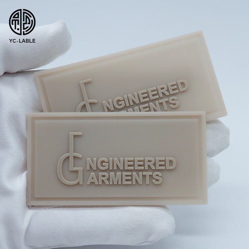 Custom rubber logo silicone heat transfer garment labels