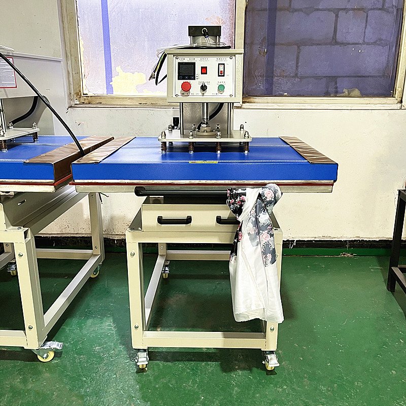 Large Format Smooth Swing Touch LCD Heat Press Machine Heavy Duty 80x100 Sublimation Machine Garment Fabric Printing Provided