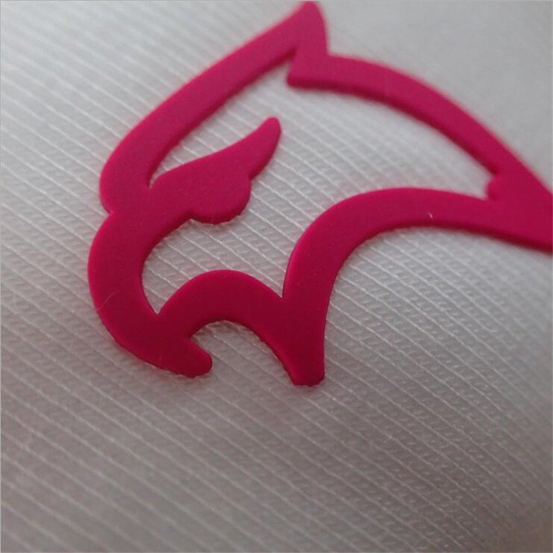 Custom Rubber 3D Raised Patch Effect Brand Name Embossing Logo Iron On Clothing Label Silicone Heat Transfer Printing