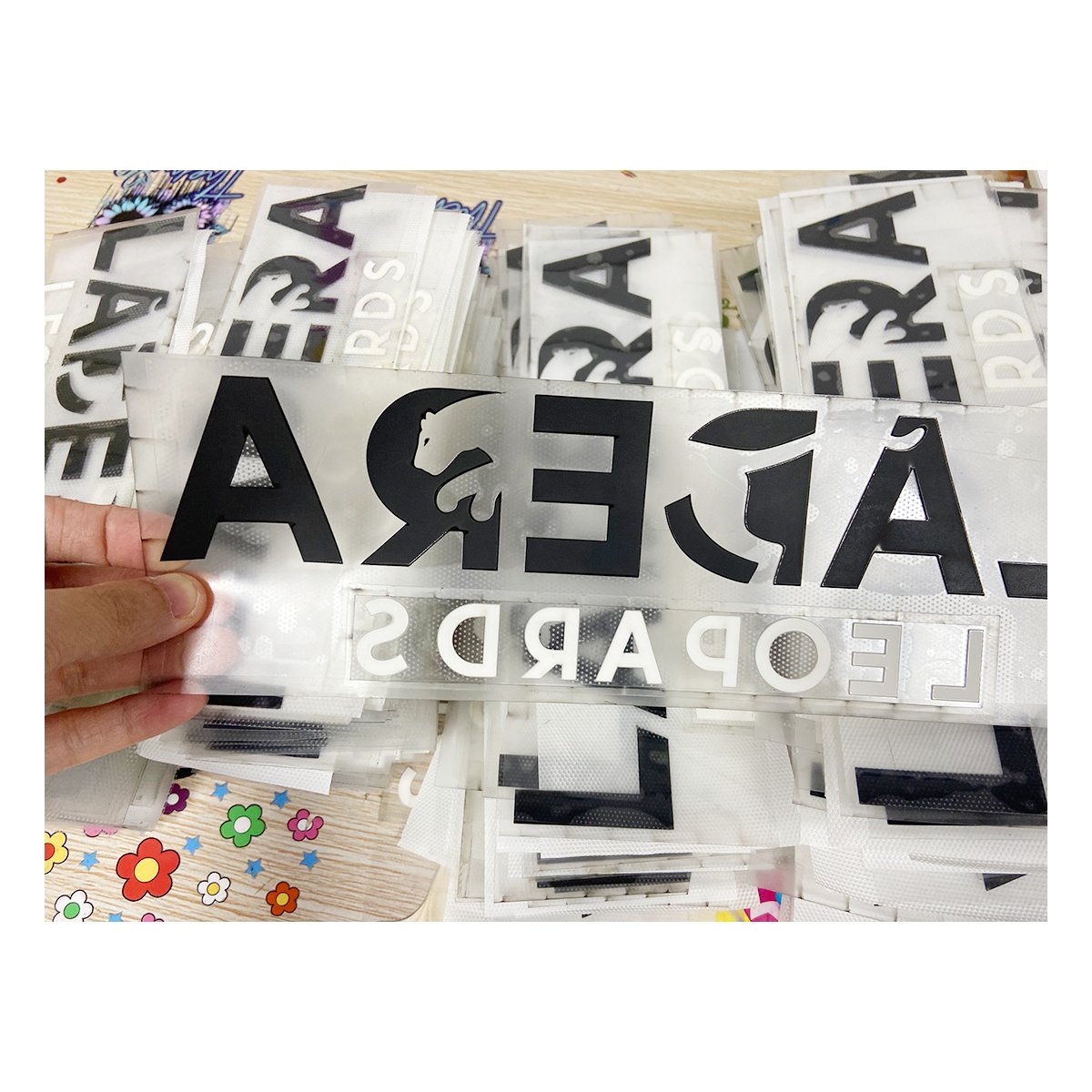 High density Custom 3D silicone logo Heat Transfer Printing iron on transfer print on t-shirt