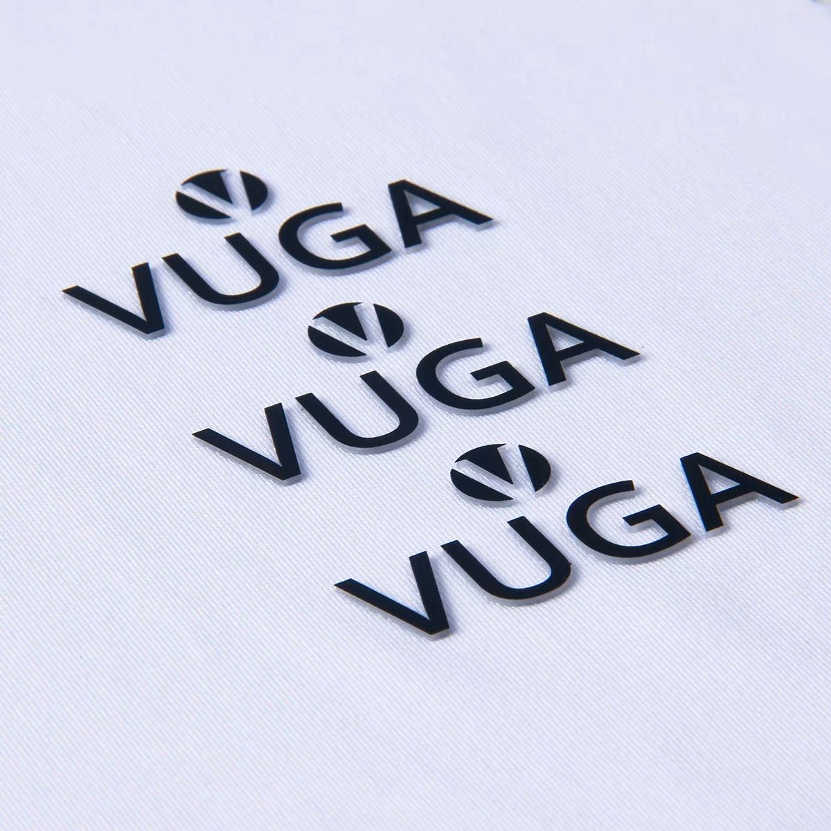 Custom 3D Silicone Printed Embossed PVC Rubber Vinyl Clothing Labels Iron-On Patches Sticker Designs for T-Shirts & Clothes