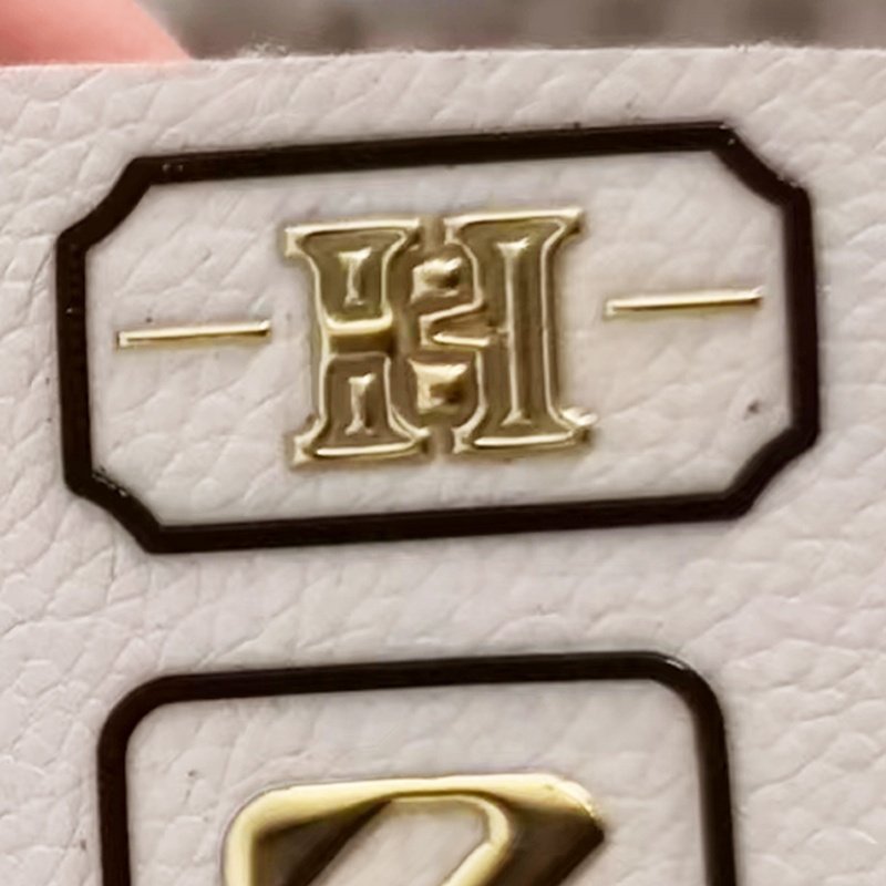 Customized Satin Printed Label 3DEmbossed Plate Luggage Tags Maker foaming Rubber For TPU Stickers Raised With High Quality