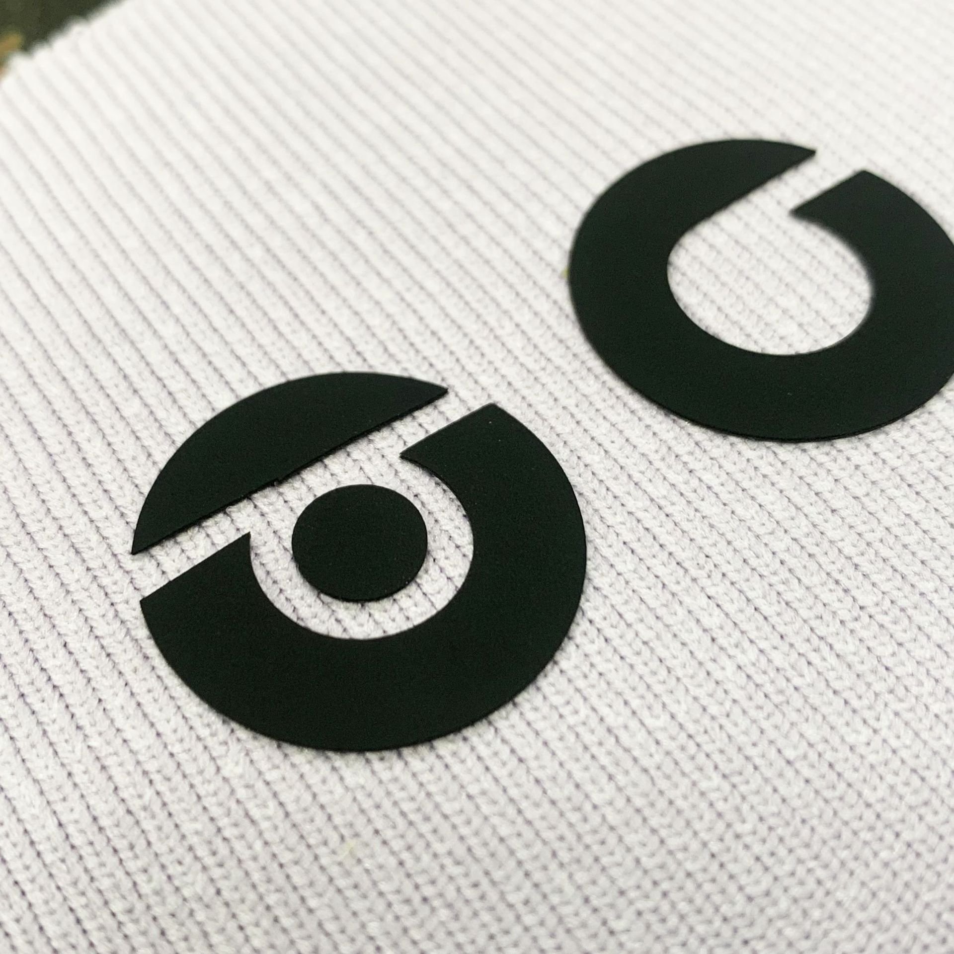 Custom Silicone Label for Shoes Garments Silicone Heat Transfer Printing Ironing Fabric Printing Silicone Label