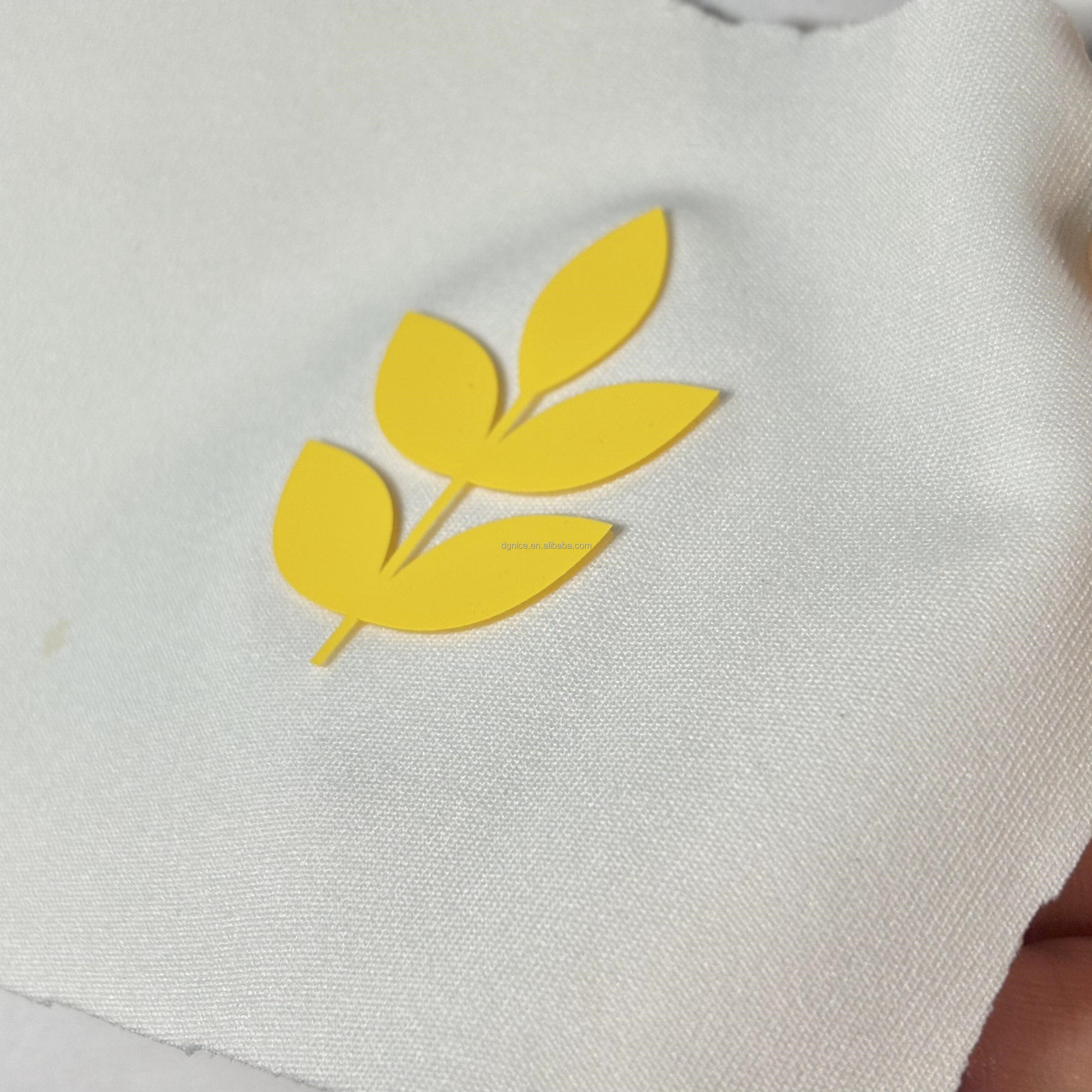 High Quality Custom 3D Raised Rubber Silicone Heat Transfer Logo Clothing Transfer Printing Sticker Label