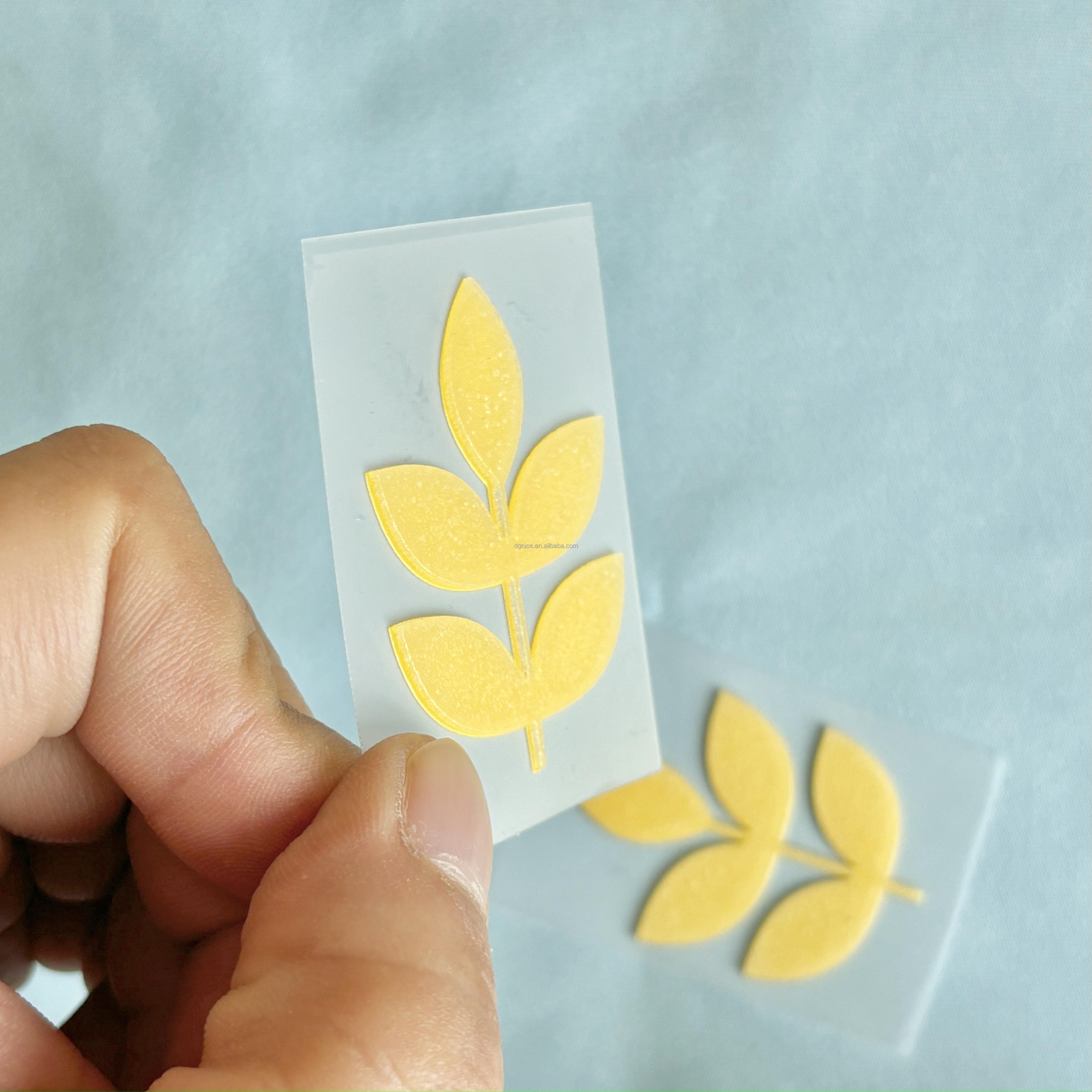 High Quality Custom 3D Raised Rubber Silicone Heat Transfer Logo Clothing Transfer Printing Sticker Label
