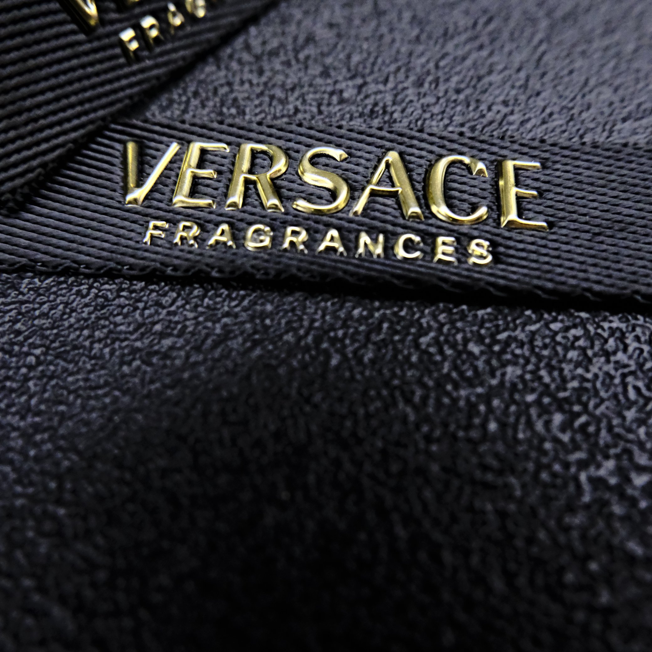 Wholesale custom 3d letter logo heat transfer metal patch embossed Tpu label clothing