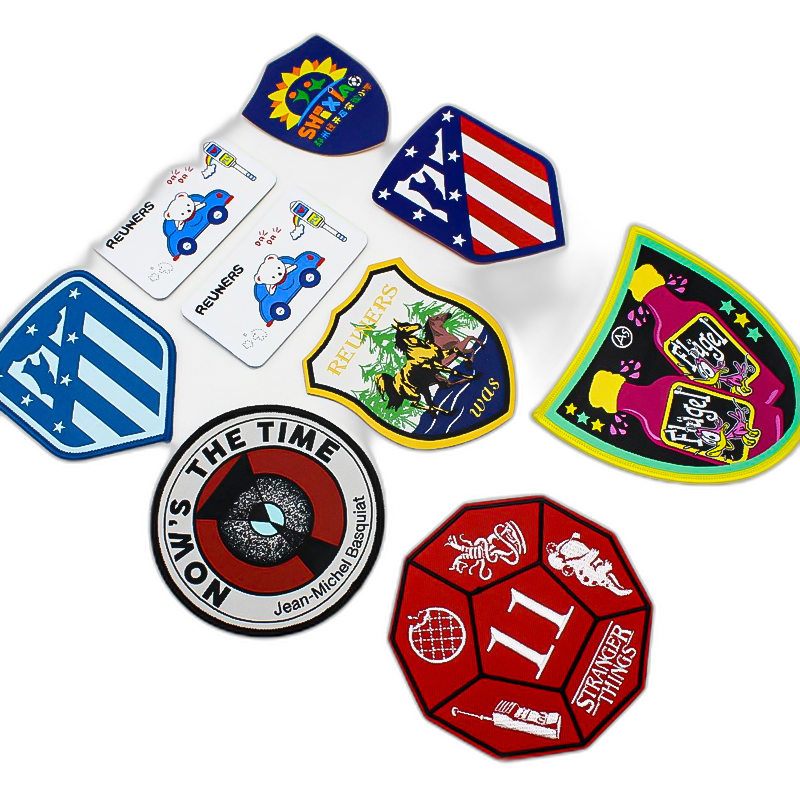 Designer Custom Chenille Embroidery Patch Hat Patches Hot Transfer Print Club Logo on Canvas with Sequins Decoration Wholesale