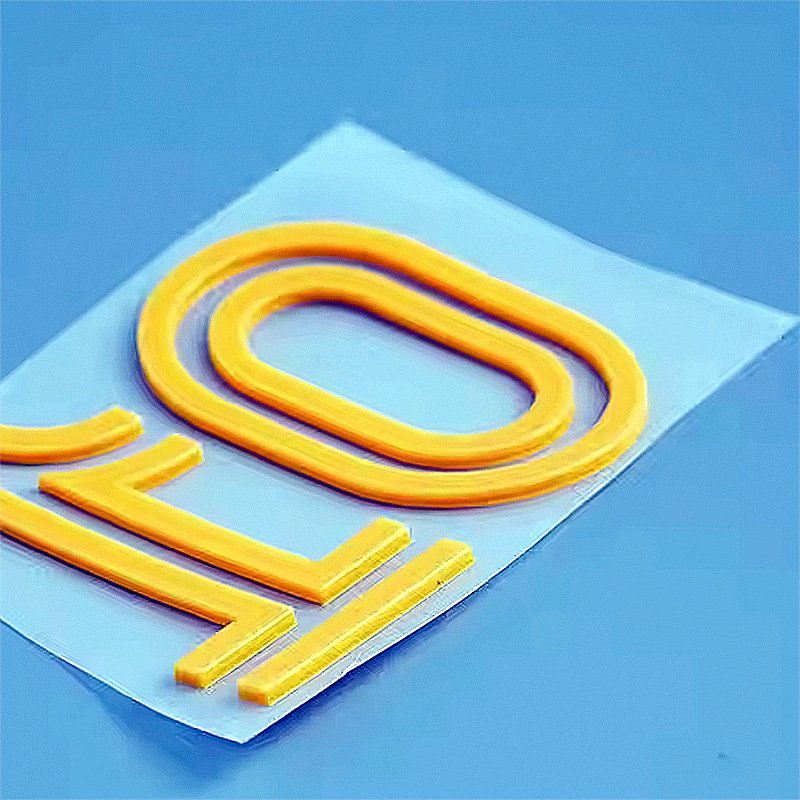BL038-Wholesale Screen Print Clothing Labels Maker Custom 3D Raised Logo Silicone Heat Transfer Stickers for T Shirt