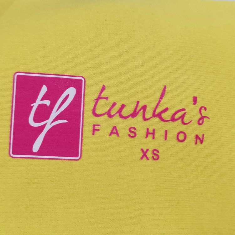 Wholesale Custom Brand Name Silk Screen Printing Heat Transfer Wash Care Neck Labels for T Shirts