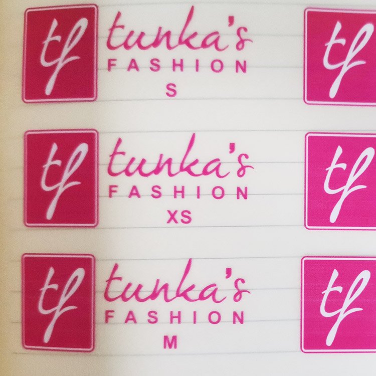 Wholesale Custom Brand Name Silk Screen Printing Heat Transfer Wash Care Neck Labels for T Shirts