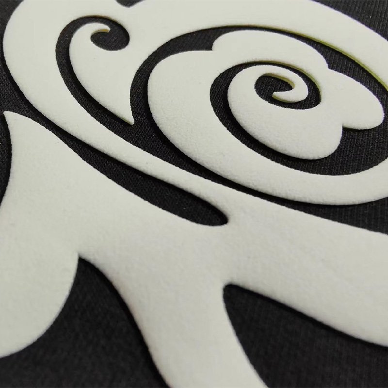 Custom Logo Sticker Plastisol DTF Vinyl for T-shirts Factory Customization New Style 3D Puff Heat Transfer Printing Garment