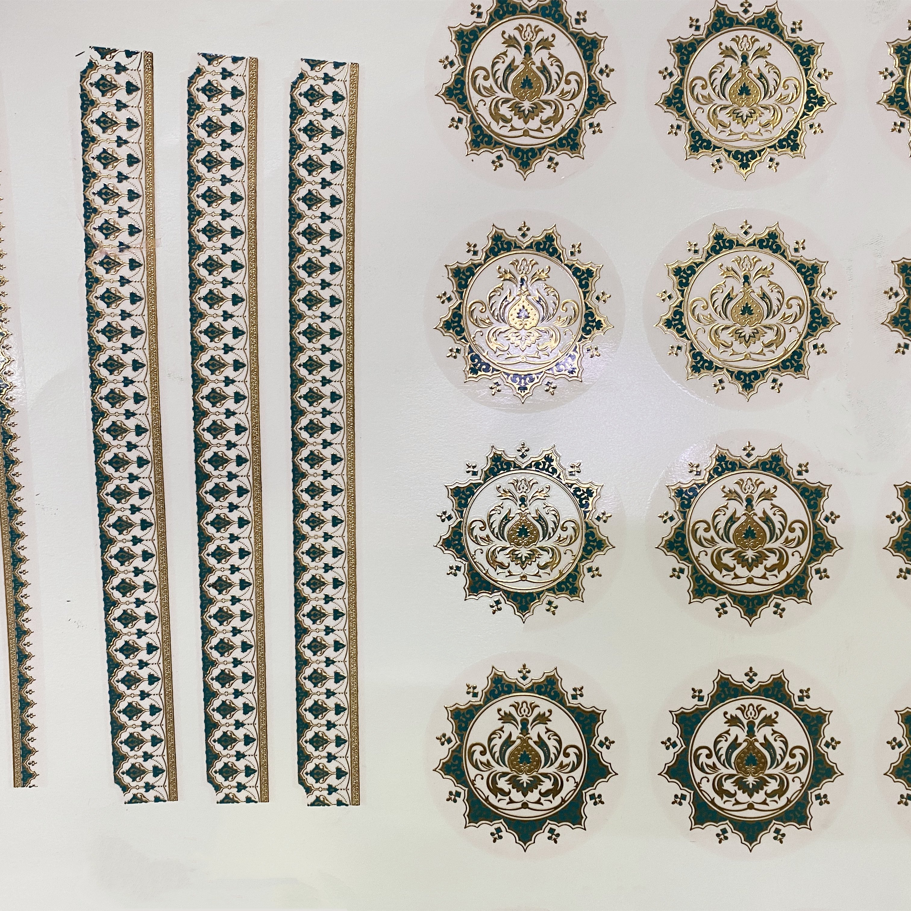 Classic Luxury Embossed Golden Gold Color Customized Water Slide Decals Water Transfer Printing Ceramic Decal For Plates