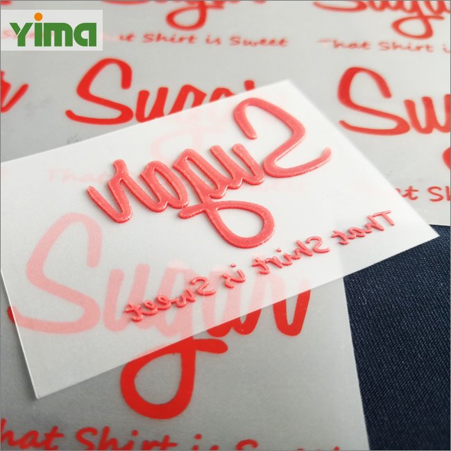Custom 3d pink heat transfer LOGO label reflective gold silicone LOGO patch for clothing