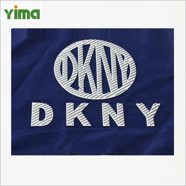 Custom 3d pink heat transfer LOGO label reflective gold silicone LOGO patch for clothing