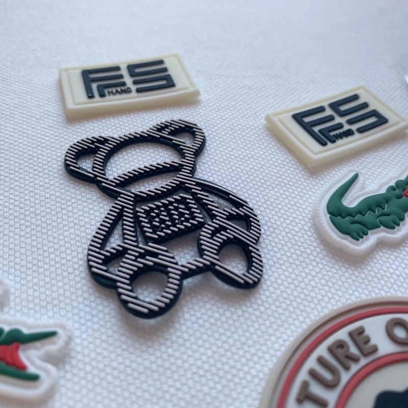 High Density Customized Embossed 3D Silicone Printing Logo Apparel Heat Transfer Labels for T-shirts