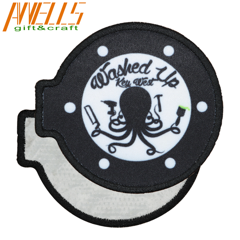 China Wholesale Cool Digital Printed Iron Patches With Embroidered Border For Clothing