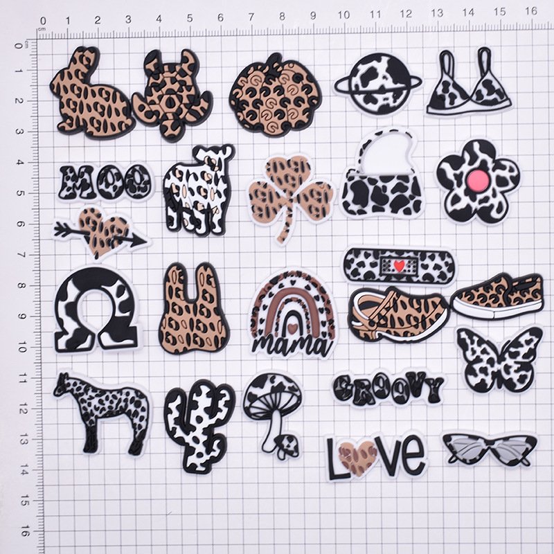 Fashion leopard print cartoon decoration PVC flat sticker hair accessories phone case accessories DIY soft rubber patch