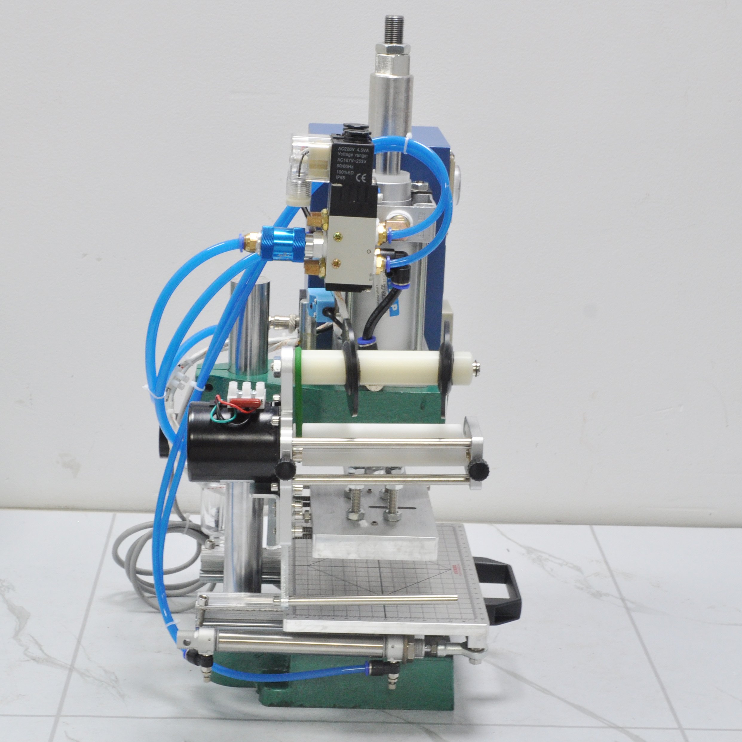 Automatic Foil Feeding Pneumatic Hot Stamping Machine For Leather Embossing Wood Brand Logo Custom for Plastic box cover