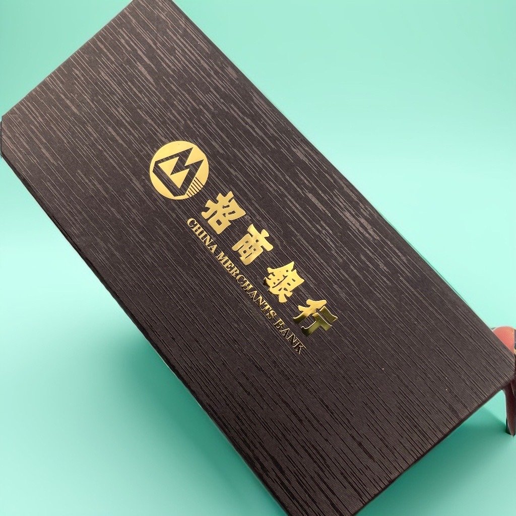 Customized Logo 3D Metal Label Waterproof Transfer Printing Sticker with Tear Film for Gift Box Packaging Leave Words