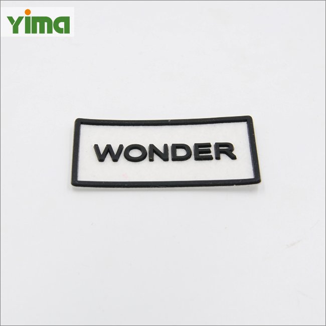 Customized satin woven label brand LOGO 3D silicone heat transfer printing luxury cotton label for clothing accessories