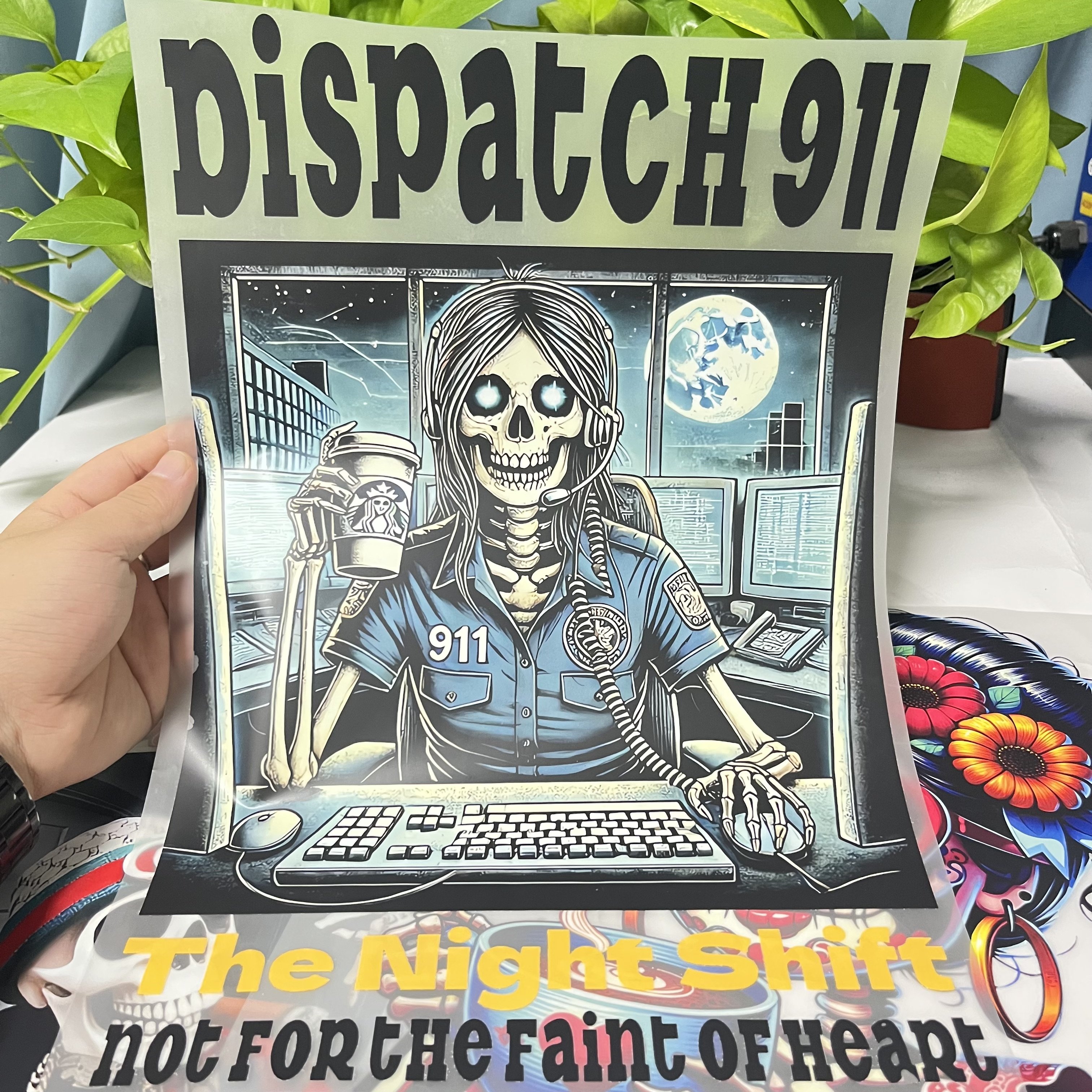 High Quality dtf transfers Vinyl Logo Screen Print Plastisol Heat Transfers Customizable for T-Shirts Washable DTF Sticker