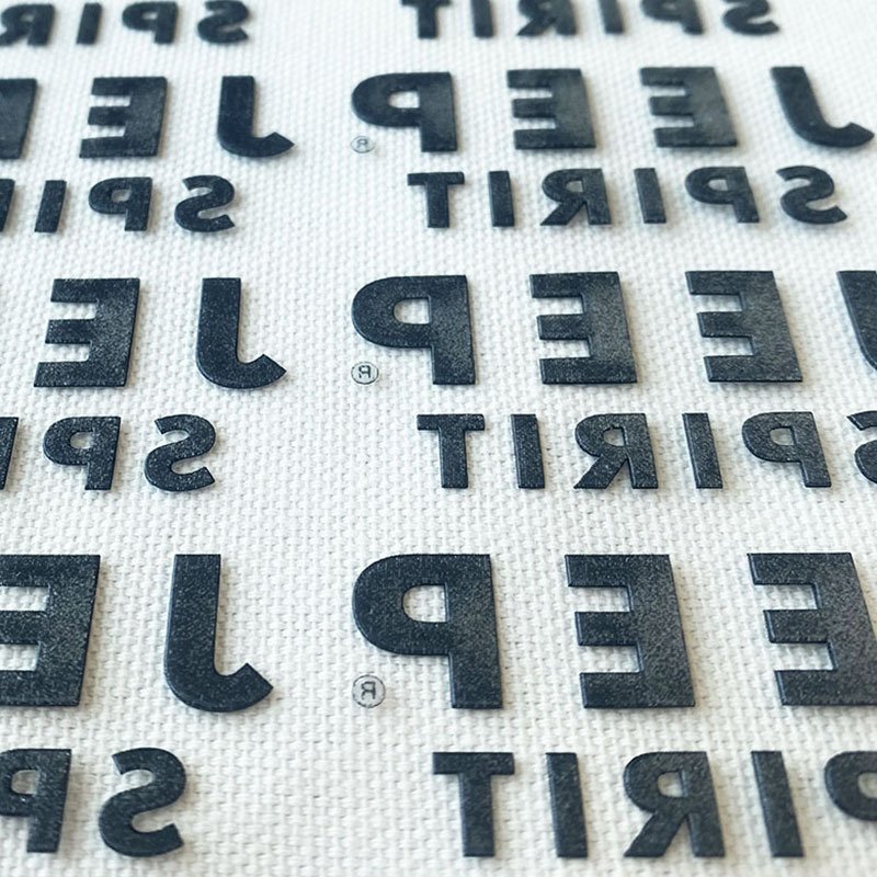 Custom Heat Transfers Logo Vinyl Clothing Labels Patches Designs Iron On T-Shirts For Clothes 3d Silicone Printing Label