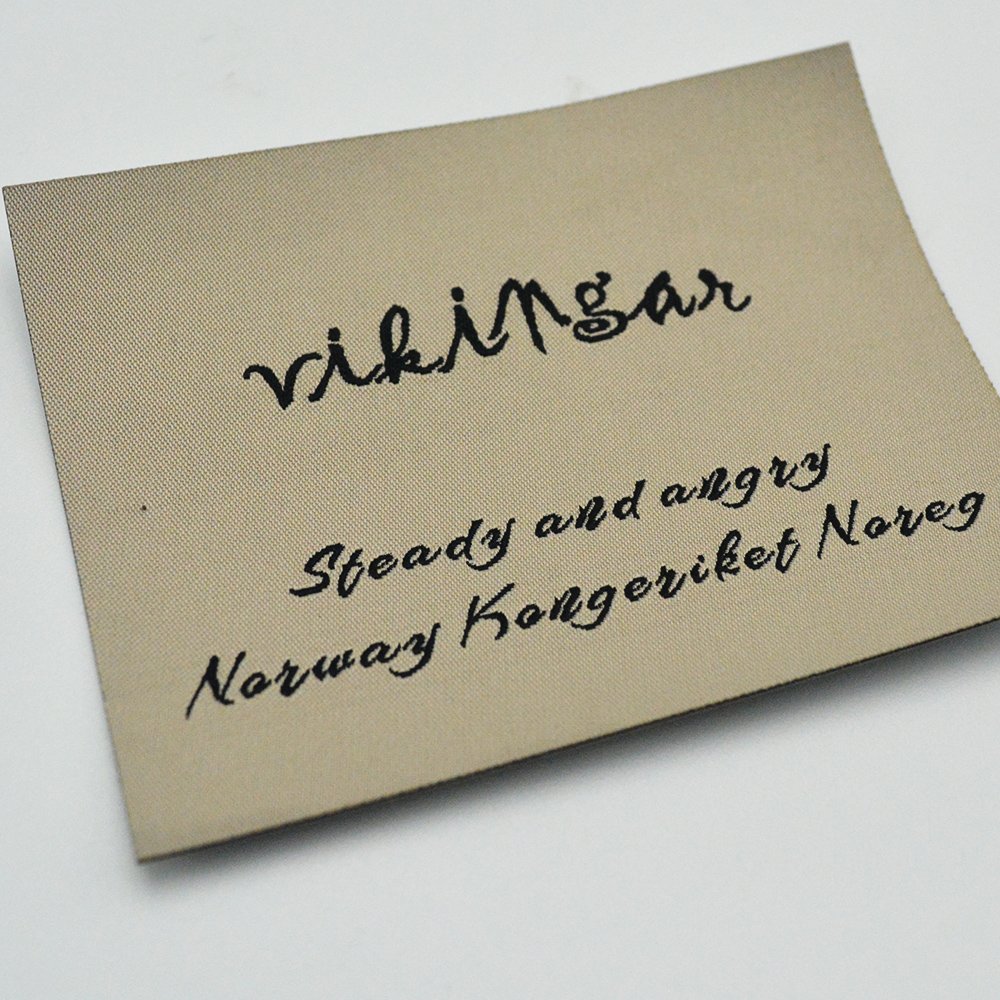 Custom High Quality Luxury Heat Transfer Clothing Label Heat Press Iron On Woven Label Patches For Clothes
