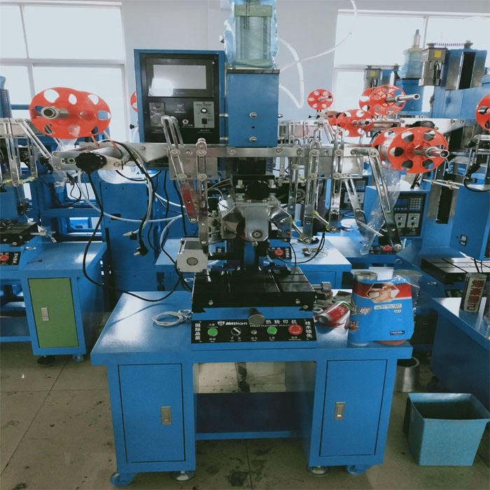 Hot printing machine on plastic bucket heat transfer machine