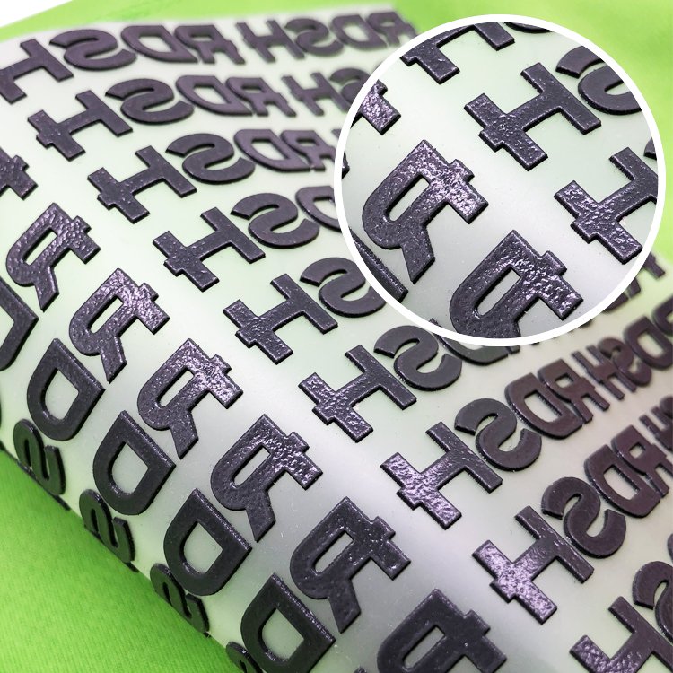 High Quality Embossed Logo 3D Silicone Heat Transfer Printing Label for T-Shirt