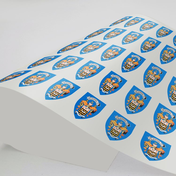 Custom Circle t shirt heat transfer printing Sticker Product Logo Label Printing Pantone Bag for Customized clothes