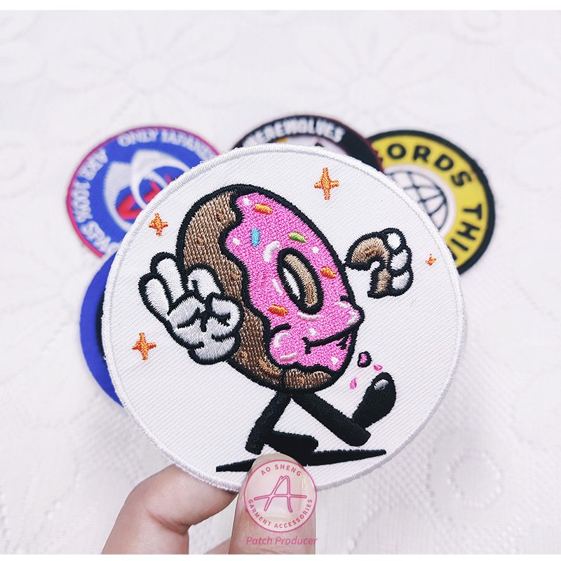 Patches Maker Custom Hear Transfer Embroidery Full Embroidered Patch Merrow Border Iron On Backing Embroidery Patch
