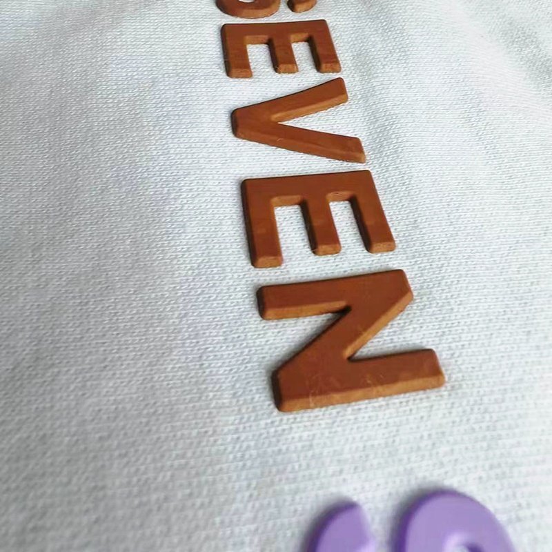 Wholesale Custom Heat Transfer Printing Label 3d Embossed Silicone Logo Printing Clothing Sustainable Tags Labels Garment Labels